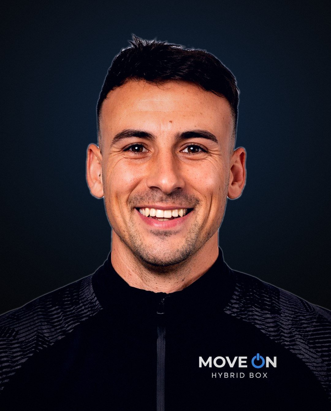 Retrato de Santiago Calvo, entrenador de Move On Hybrid Box